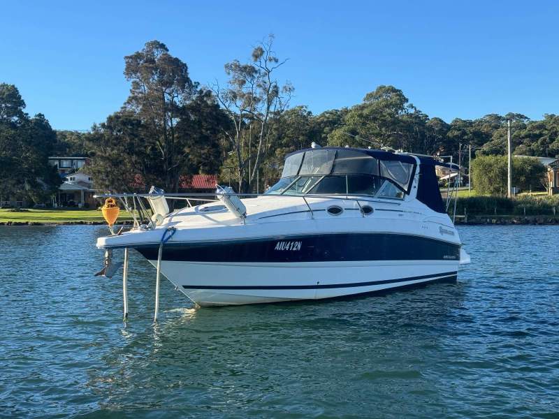 Mustang 3200 Sportscruiser Bow Thruster