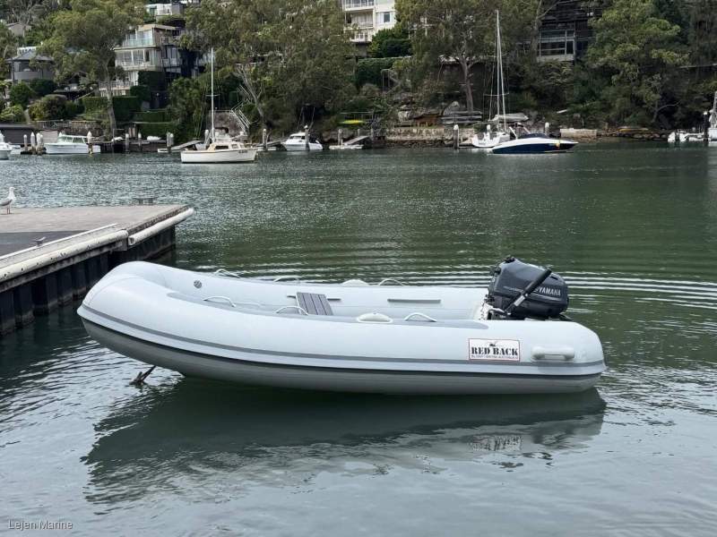 Redback Inflatable 310 Deluxe