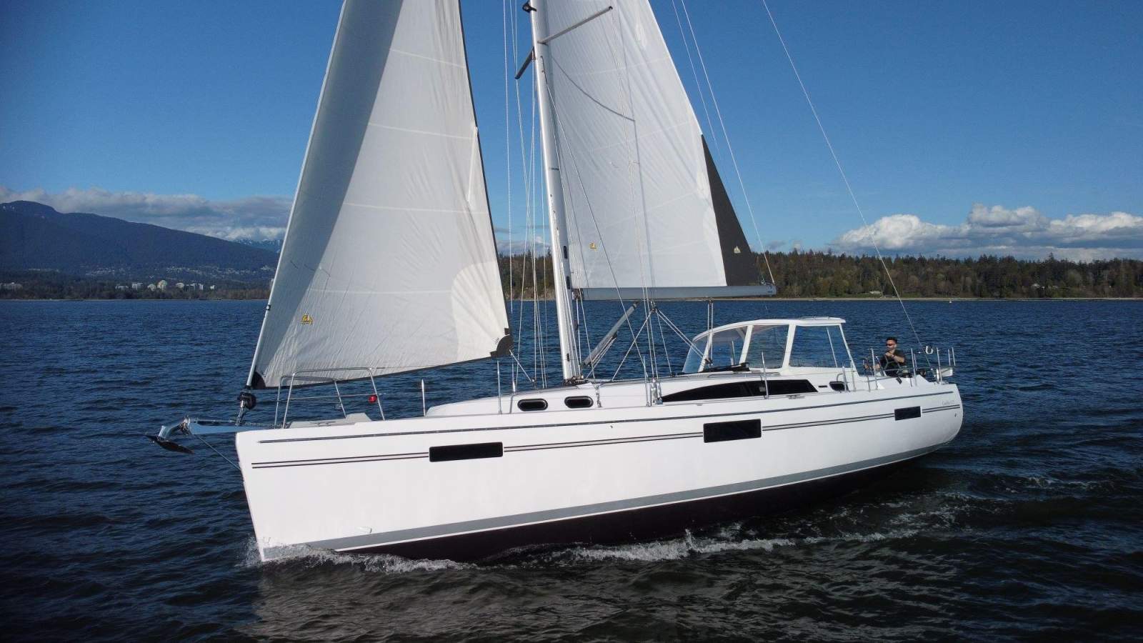 Catalina 426 : AVAILABLE TO ORDER