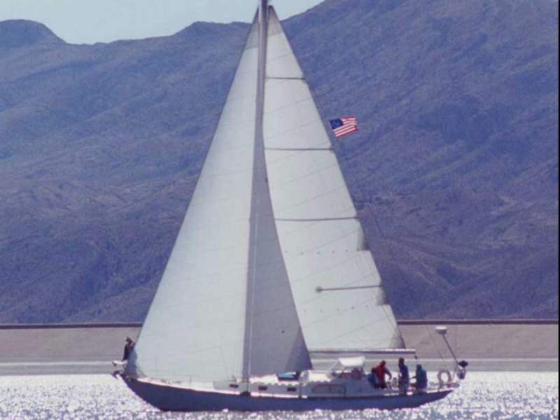 Philip Rhodes Bounty 40
