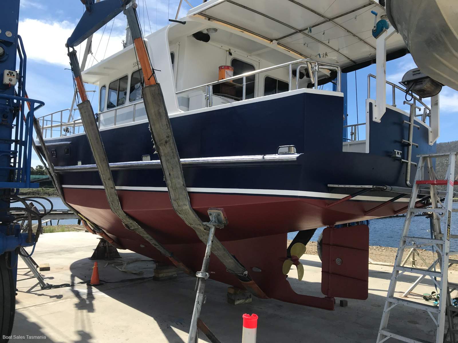 Roberts Pacific Coast Fisher 40 Motorsailer Ocean Boy