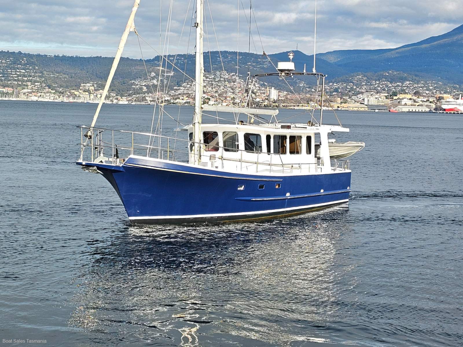 Roberts Pacific Coast Fisher 40 Motorsailer Ocean Boy