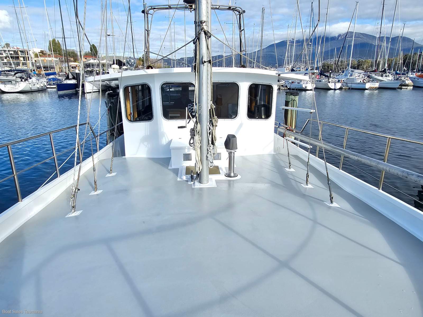 Roberts Pacific Coast Fisher 40 Motorsailer Ocean Boy