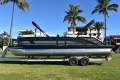 New Bennington Pontoon Boat 26 M