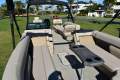 New Bennington Pontoon Boat 26 M