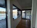 Ryno's Retreat - Entertainer's Houseboat