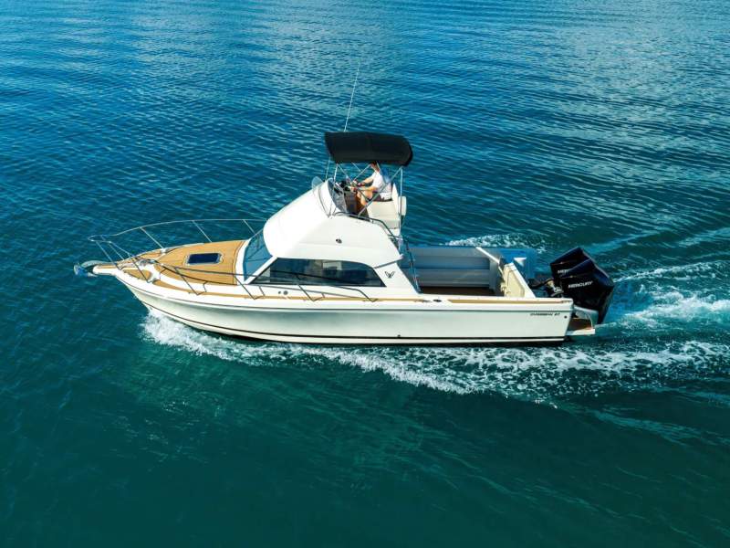 Caribbean 27 Flybridge Cruiser