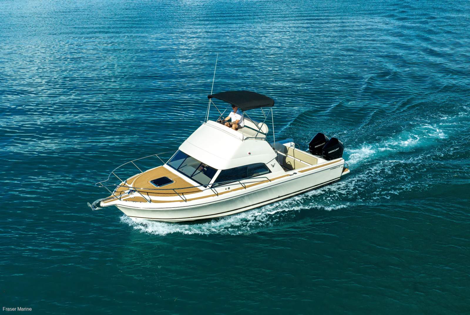 Caribbean 27 Flybridge Cruiser