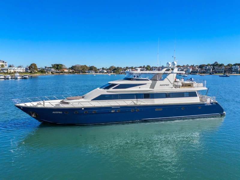 Azimut 98 Motor Yacht