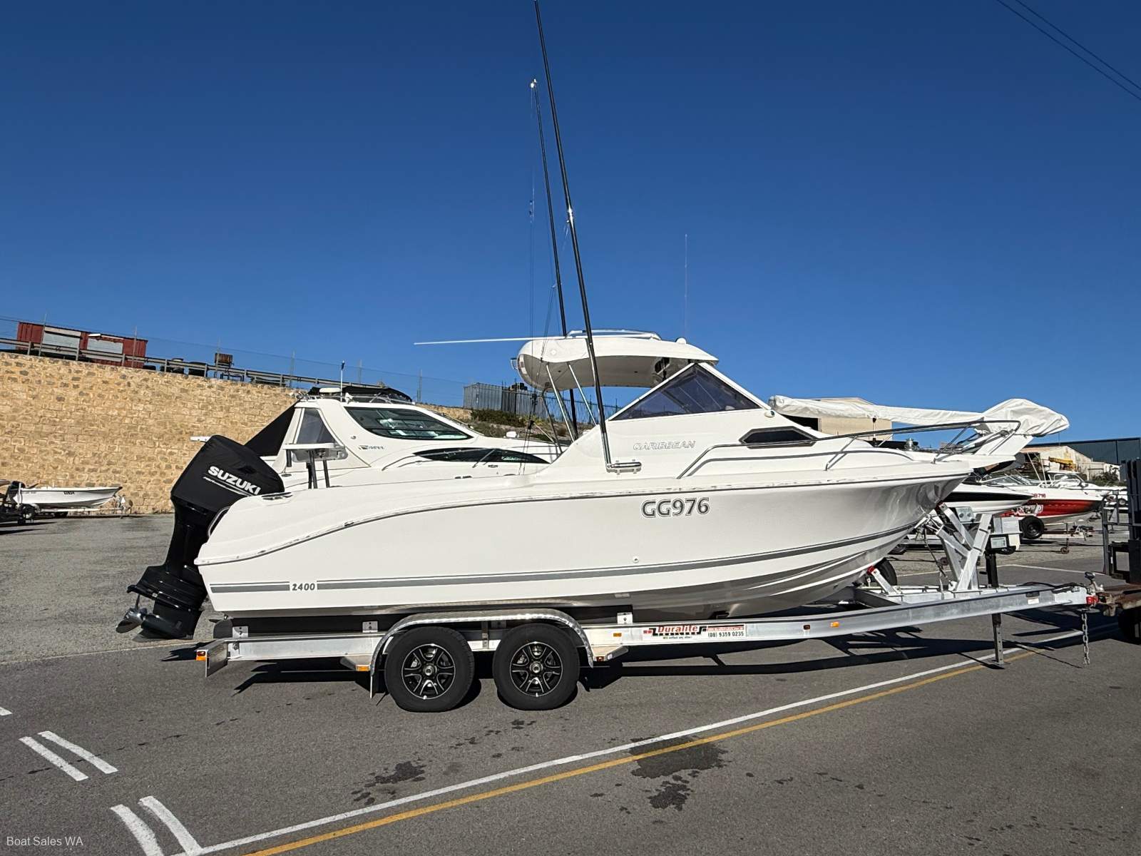 Caribbean 2400 2009 Model very neat and tidy. 300hp Suzuki 4str