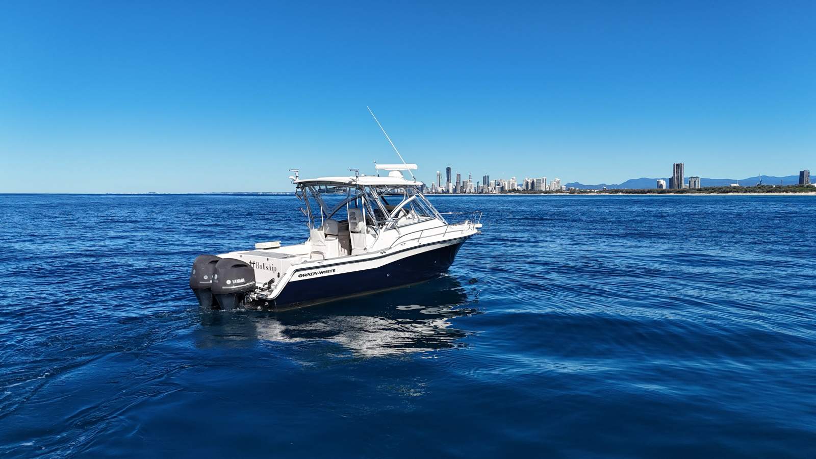Grady-White Express 305