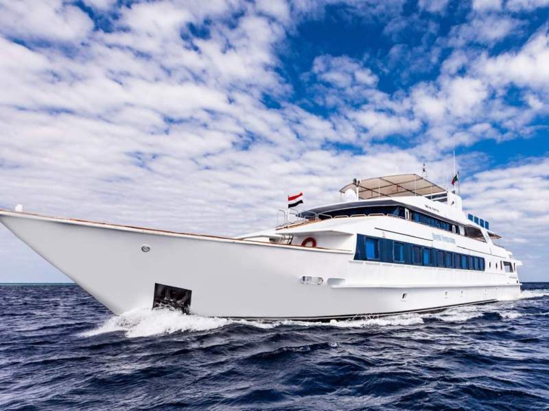 39m Passenger Vessel
