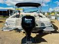 Signature 500F with SVDH Hull