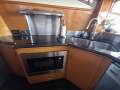 Marquis Yachts 690 Flybridge