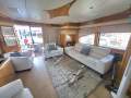 Marquis Yachts 690 Flybridge