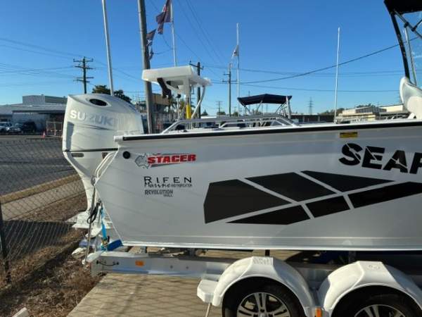 Stacer 589 Sea Runner SE