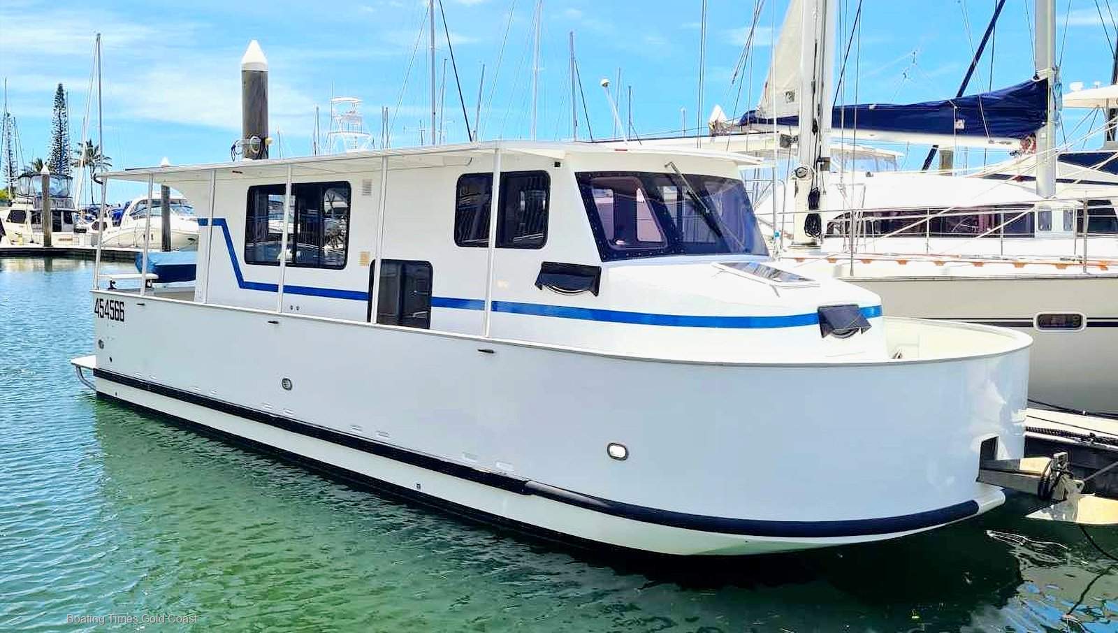 Jackaroo 9.3 Catamaran