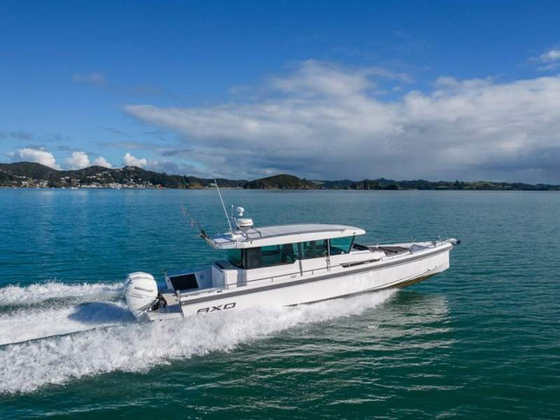 Axopar 37 XC Cross Cabin