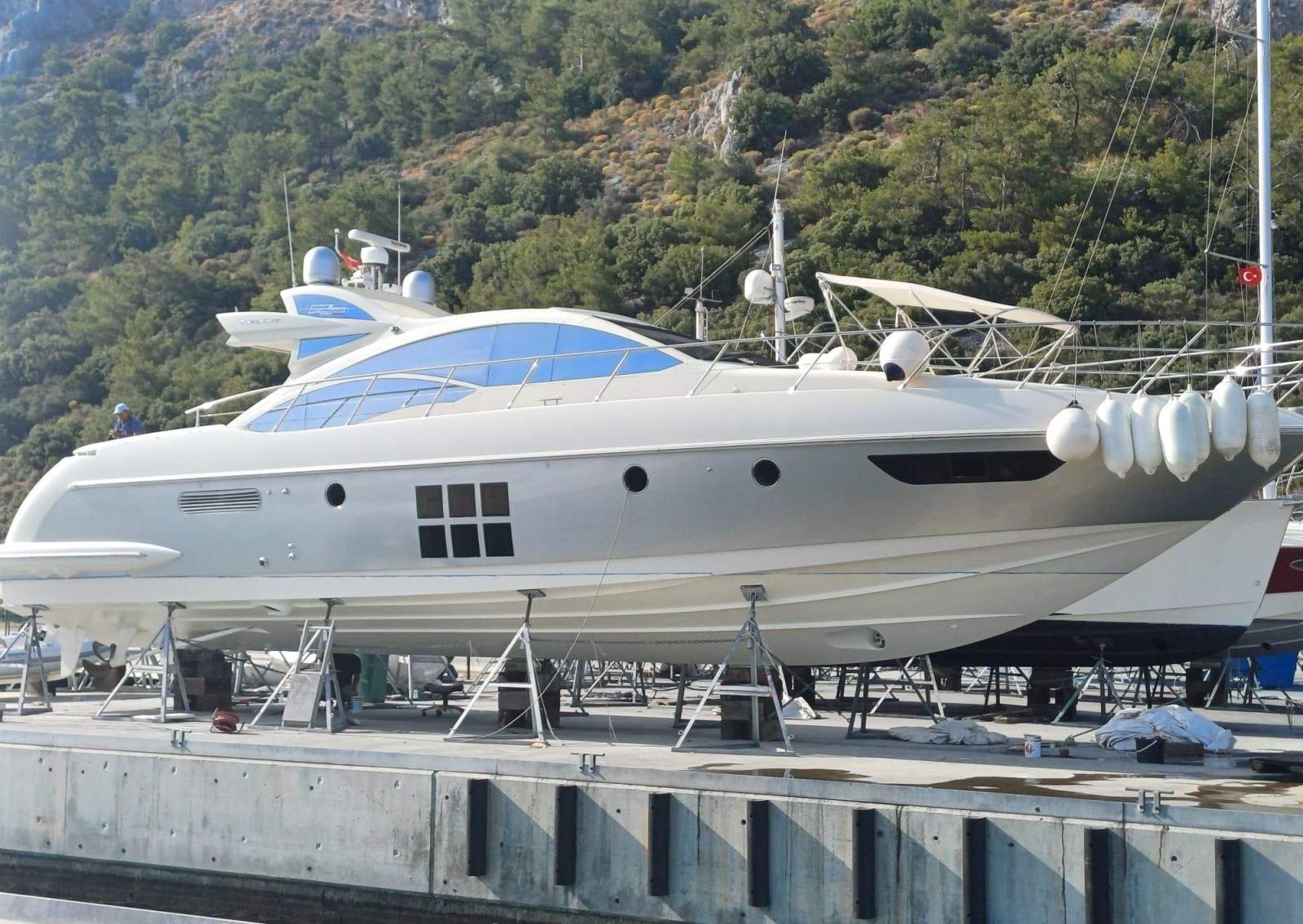 Azimut 62s Special Edition 8 of 8