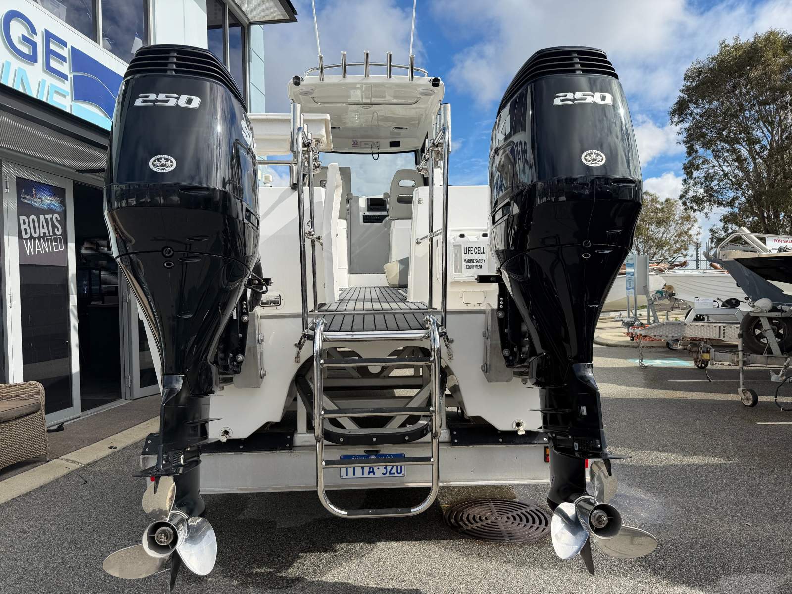 Leisurecat 8000 Sportsfisher
