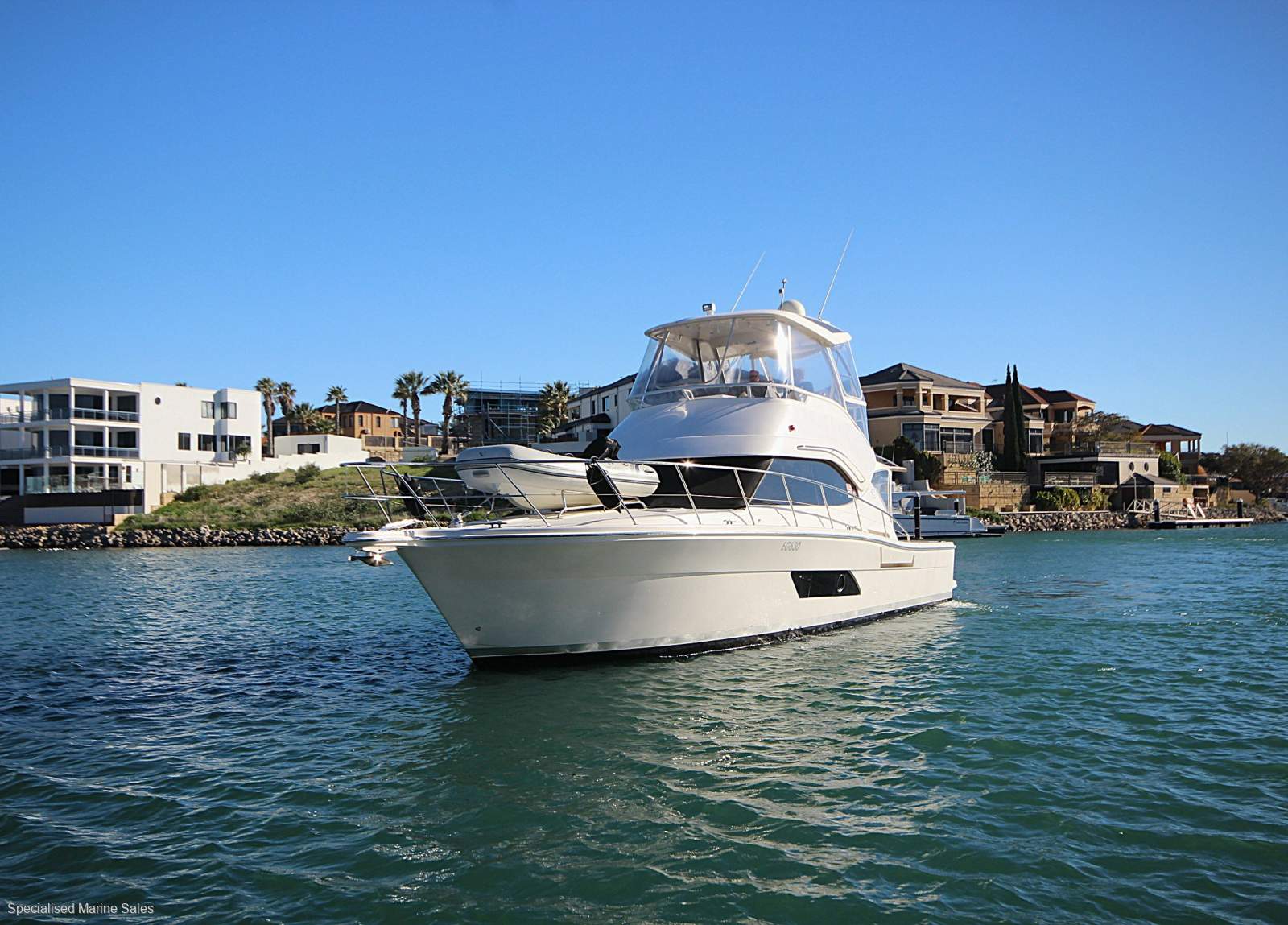 Riviera 43 Open Flybridge *** LIVING THE DREAM *** $ 849000 ***