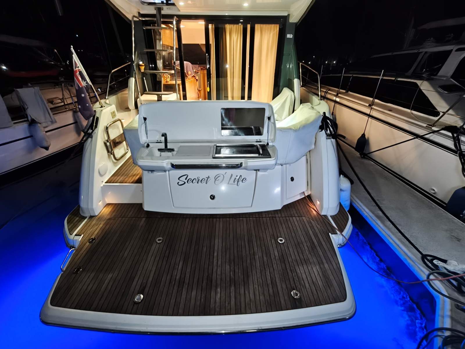 Bavaria R40 Fly