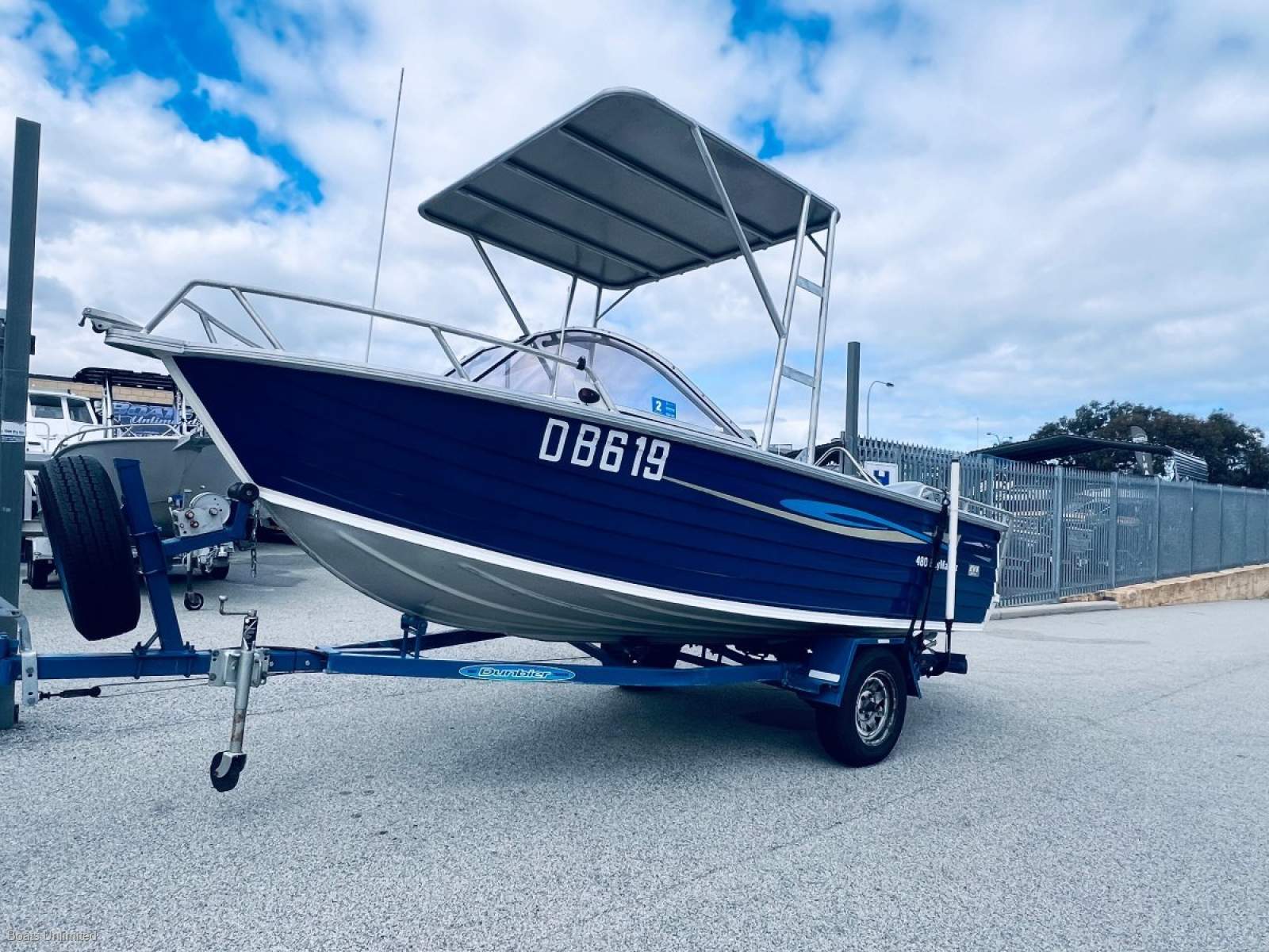 Stacer 480 Bay Master RUNABOUT SUPER RELIABLE AND CHEAP TO RUN