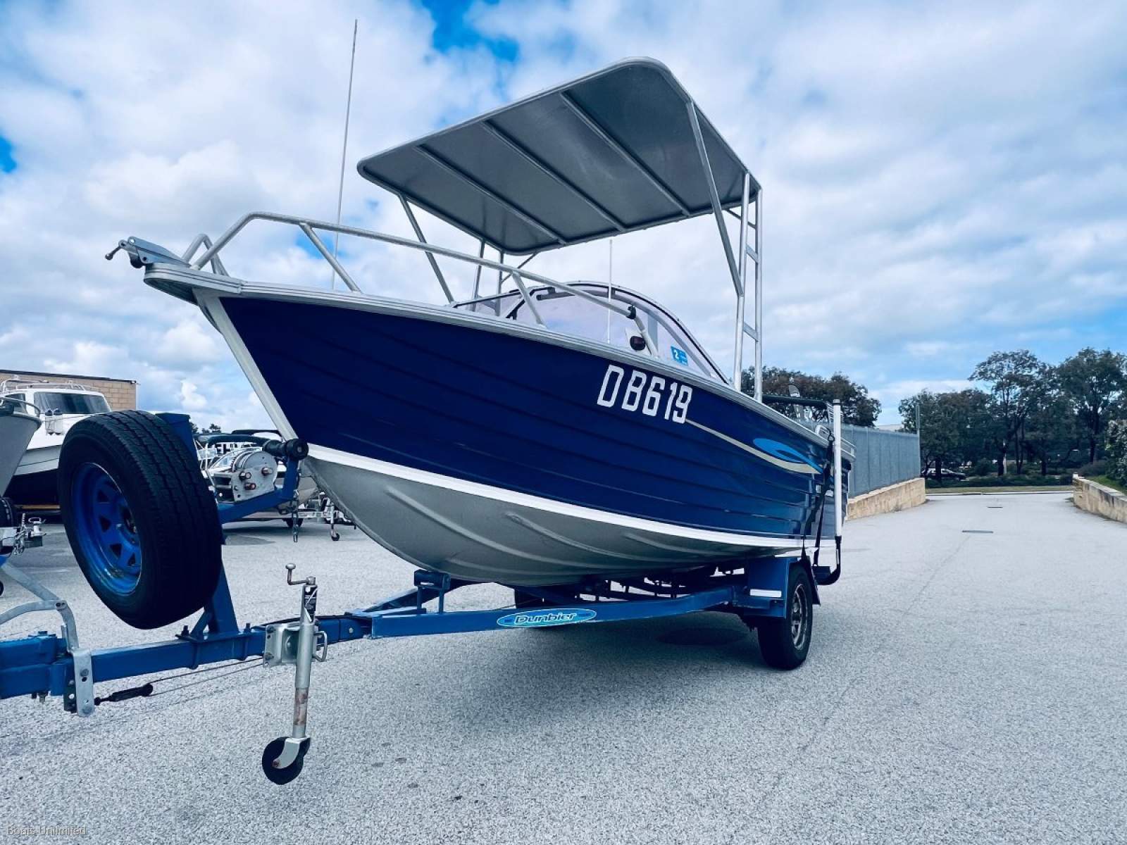 Stacer 480 Bay Master RUNABOUT SUPER RELIABLE AND CHEAP TO RUN