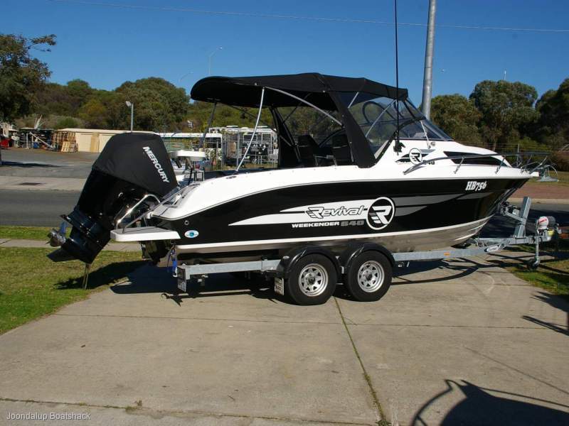 Revival 640 Weekender 2024 model