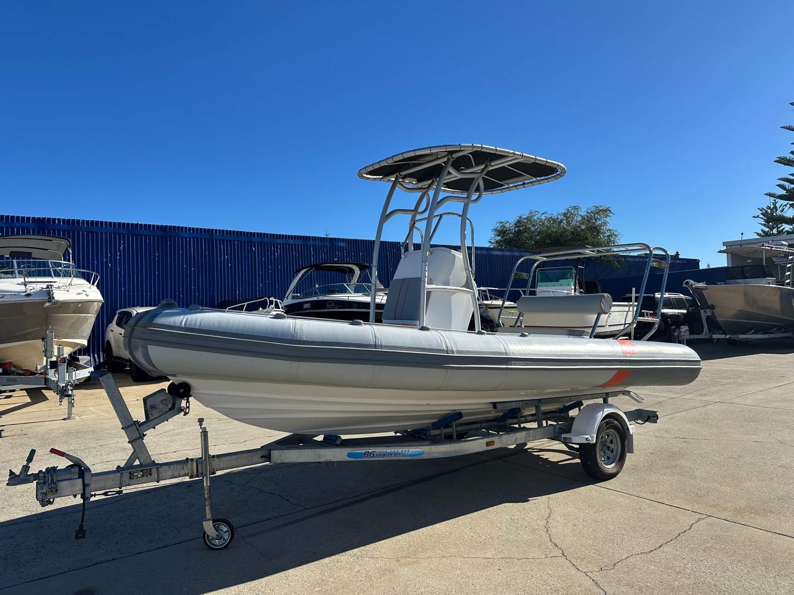 Stingray Ribs 5.9 Searaider