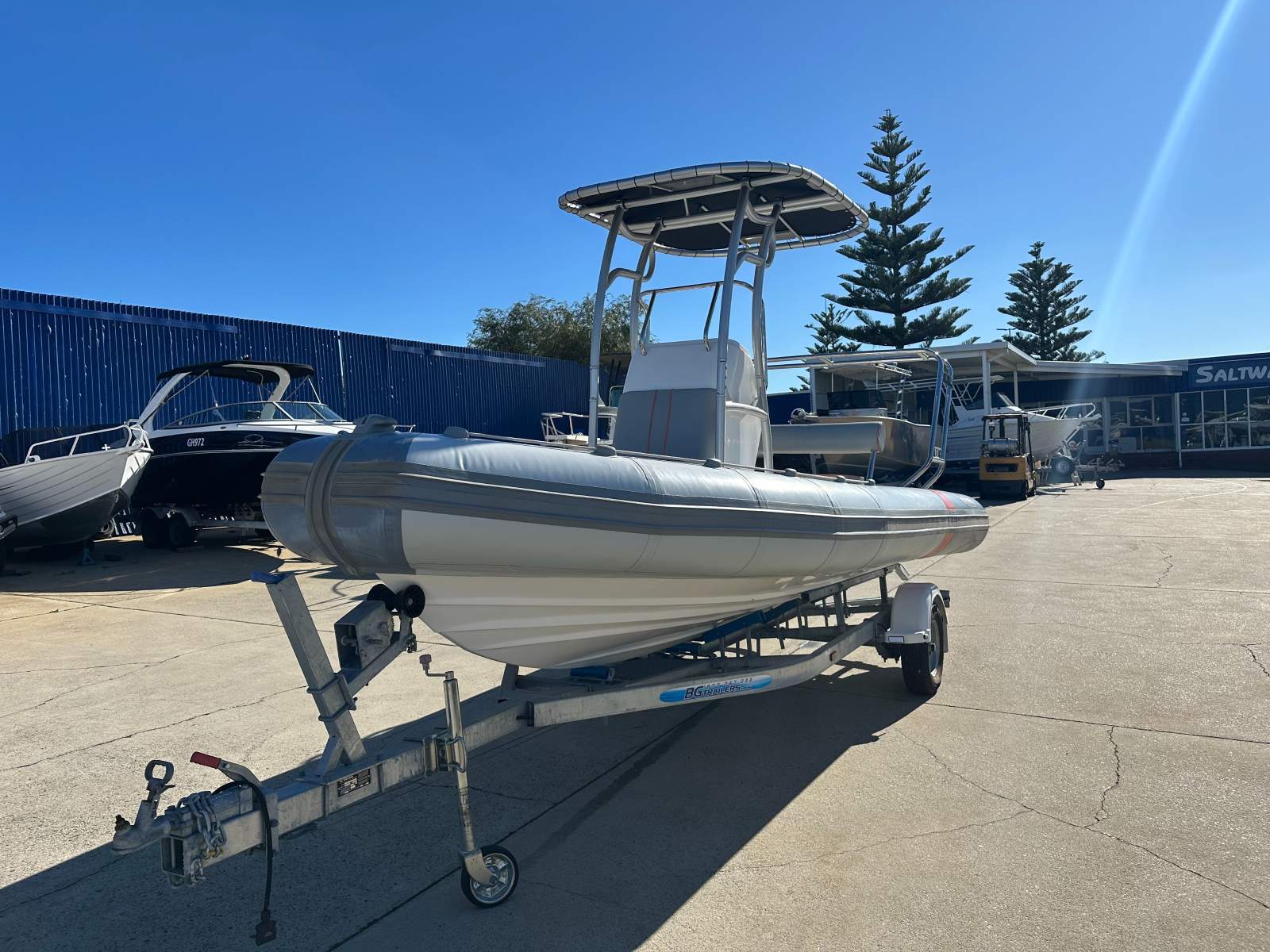 Stingray Ribs 5.9 Searaider