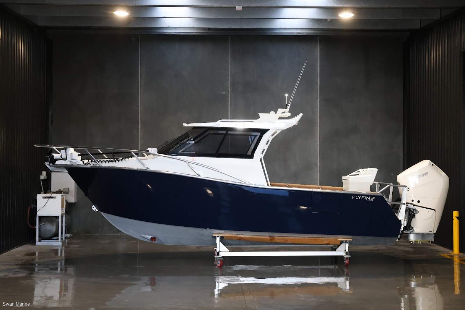 FlyFin 2300 HT