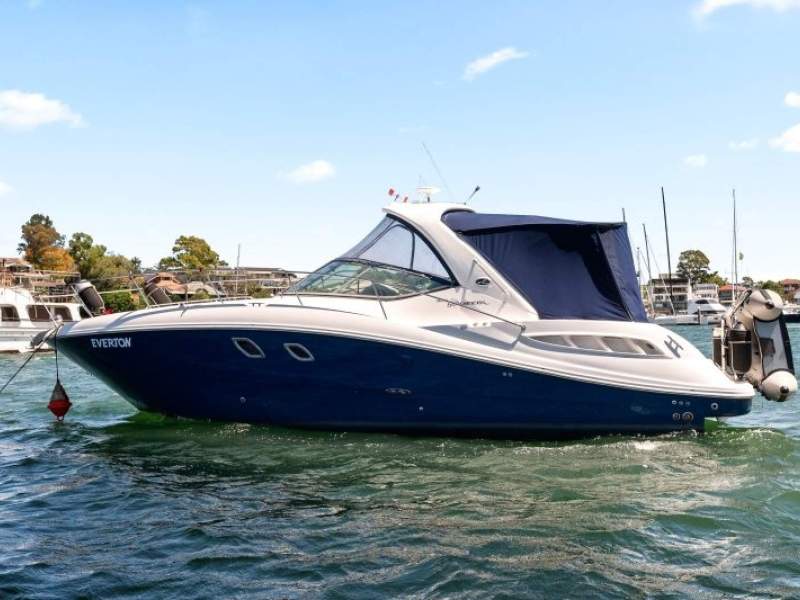 Sea Ray 330 Sundancer
