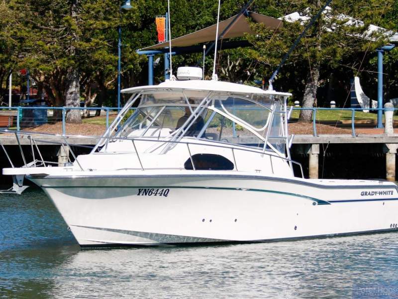 Grady-White Marlin 300