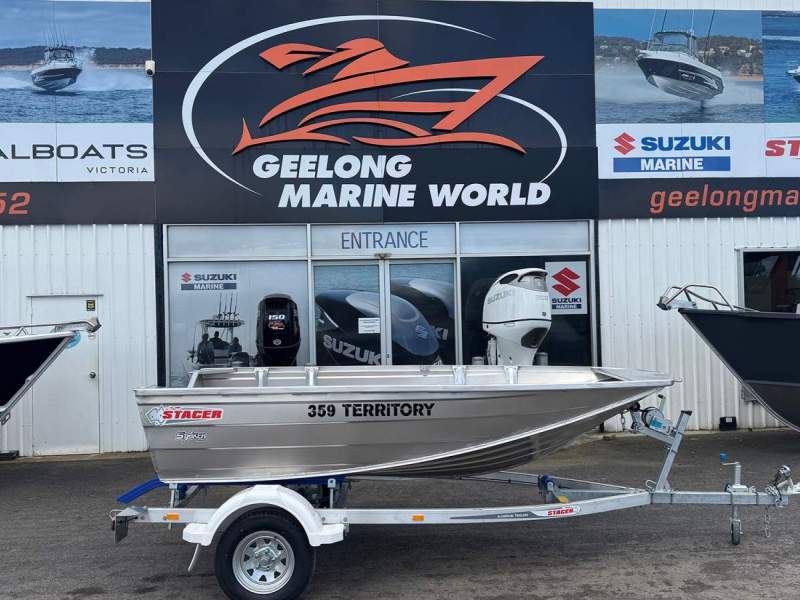 Stacer 359 Territory Striker