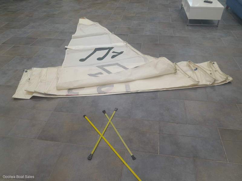 7.09 m Dacron Mainsail