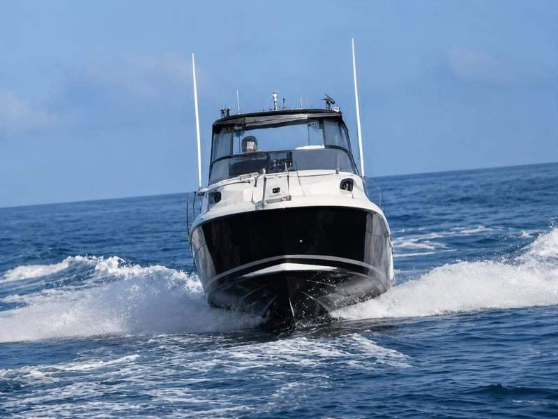 Reflex Chianti R7 Offshore Fishing/Overnighter Boat