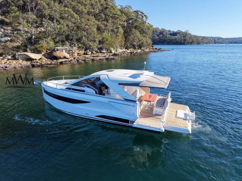 Jeanneau DB 37