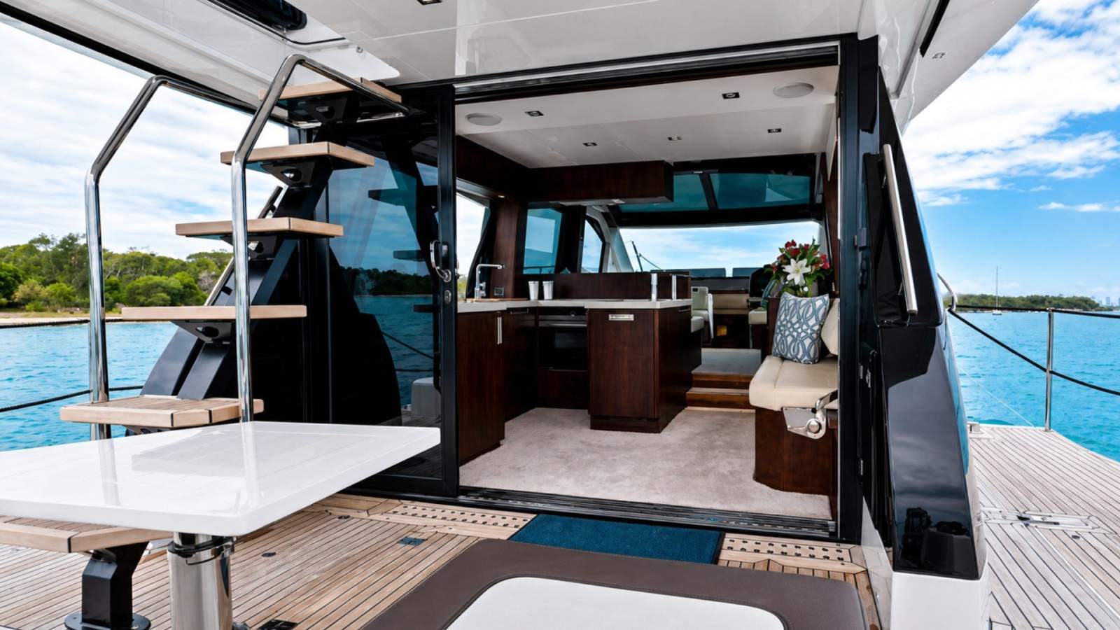 Galeon 510 SKY