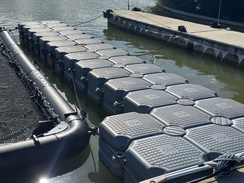 Float Bricks