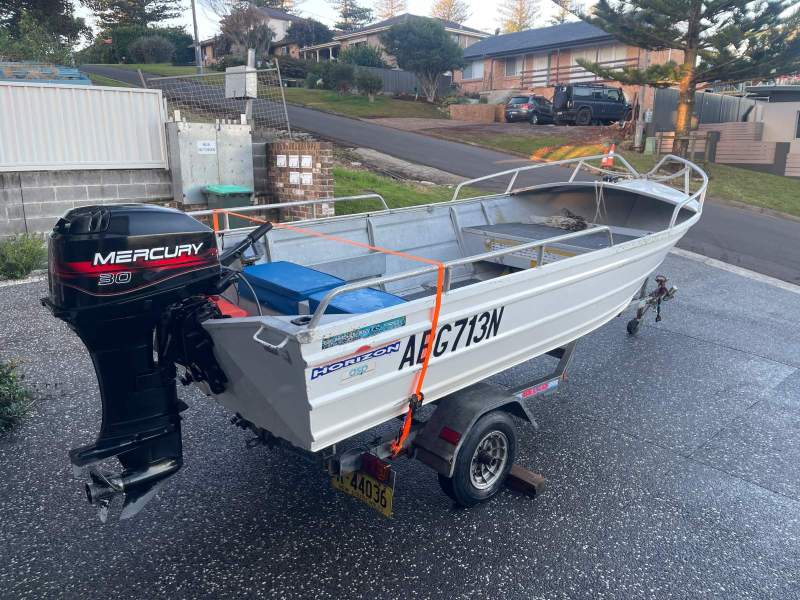 Horizon 410 Runabout