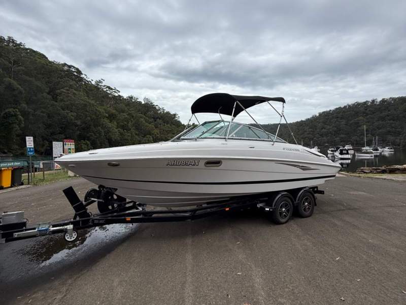 Four Winns Horizon 240