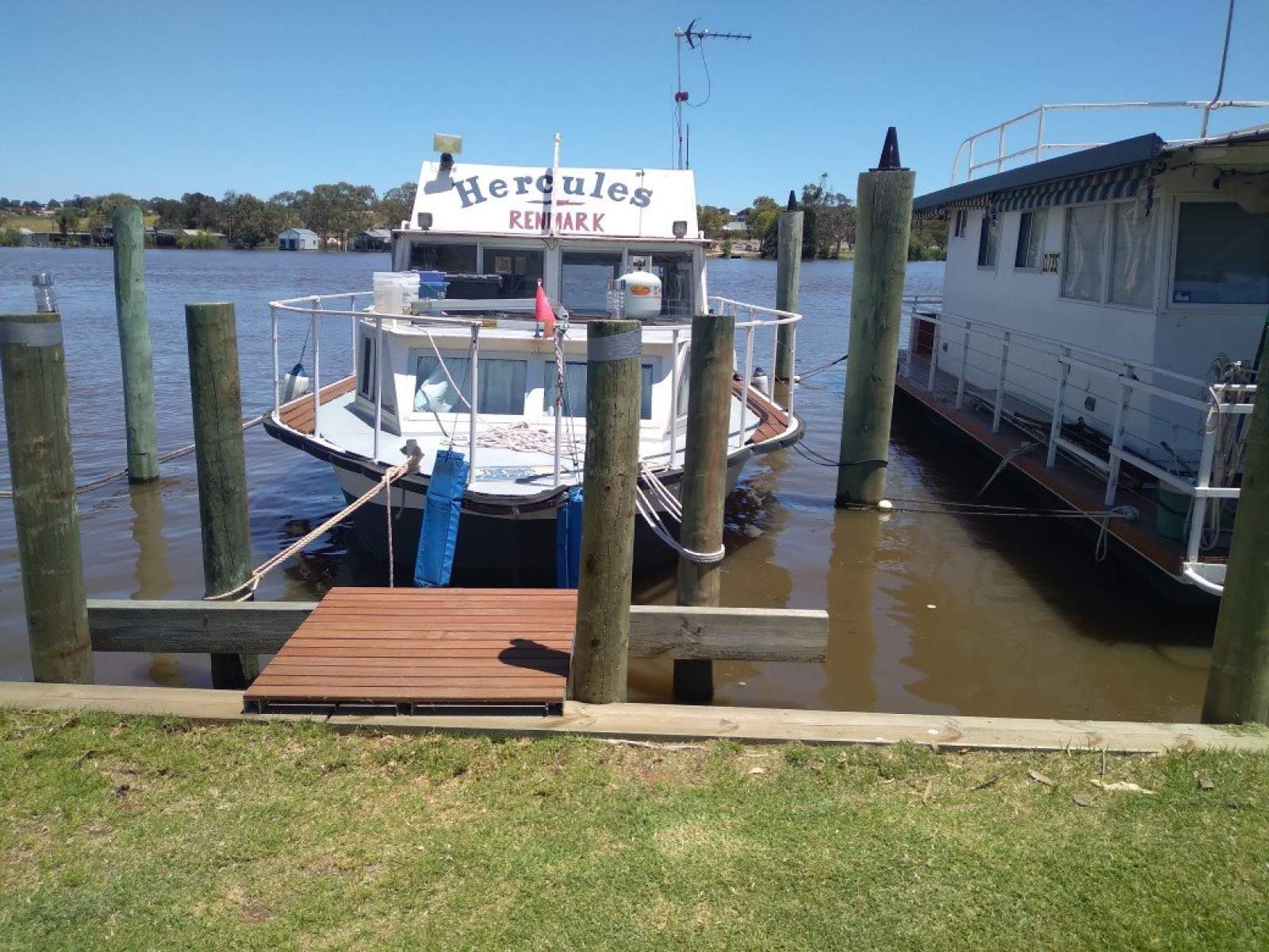 Custom 10m River Cruiser- Hercules