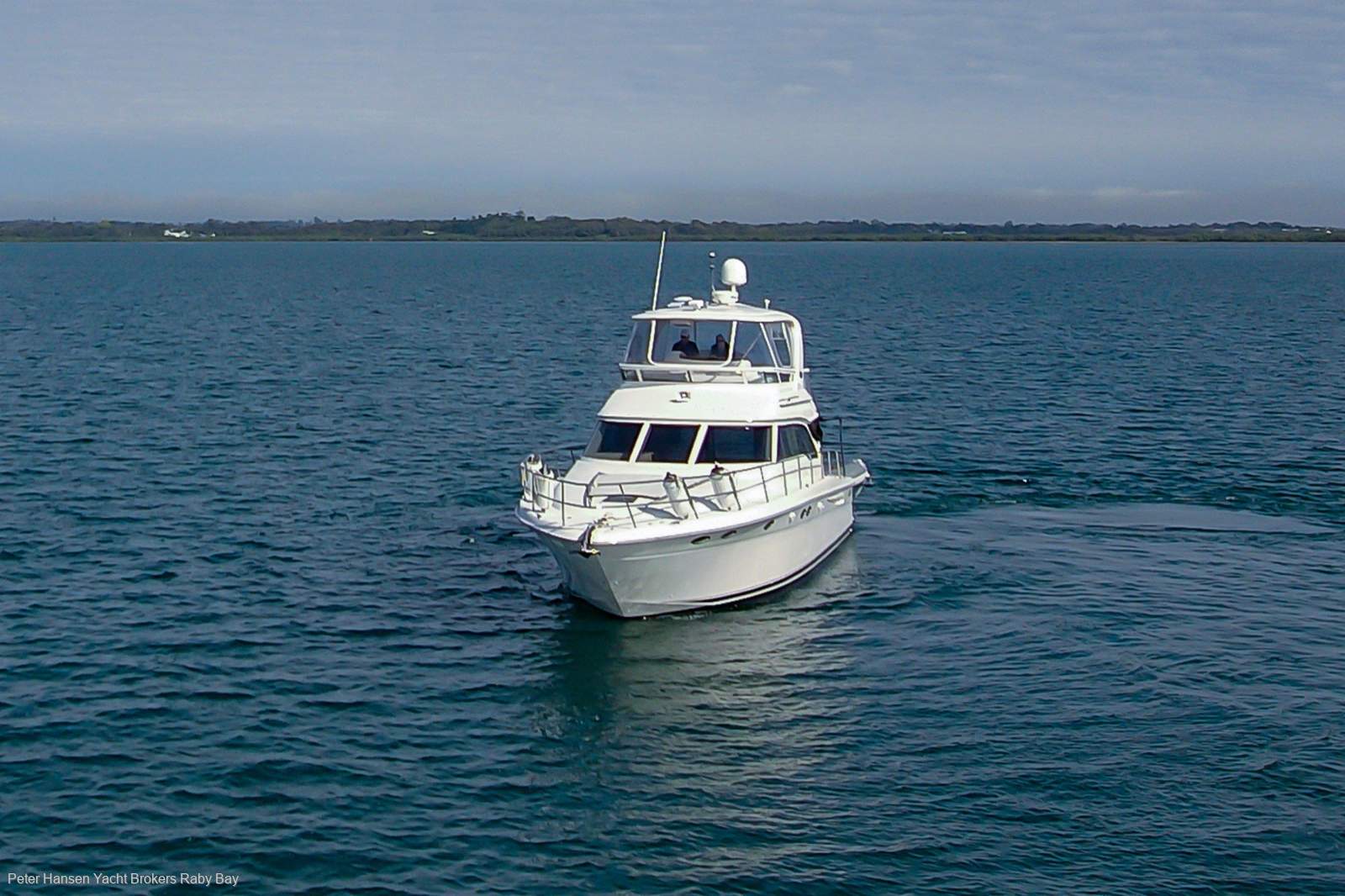 Sea Ray 480 Sedan Bridge