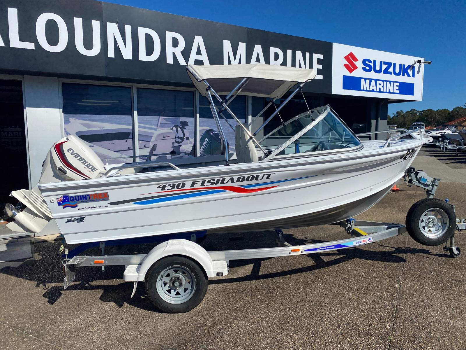 Quintrex 430 Fishabout