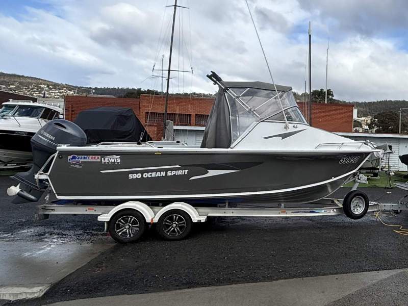 Quintrex 590 Ocean Spirit
