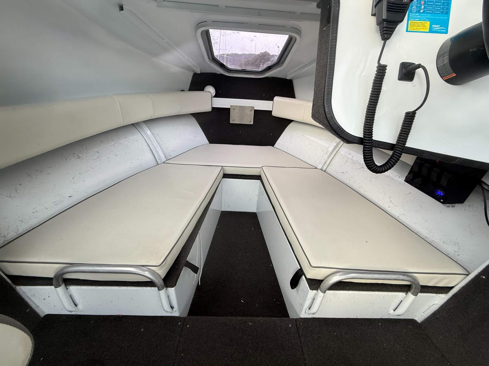 Quintrex 590 Ocean Spirit