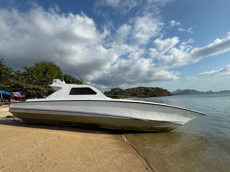 35 Foot Speed Boat in Indonesia