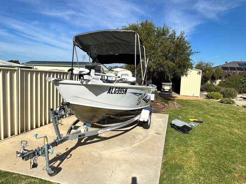 Stacer 429 Outlaw Outlaw 429