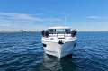 Beneteau Antares 11 OB:Fine entry and broad hull